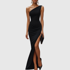 Hannah | One-Shoulder Black Gown
