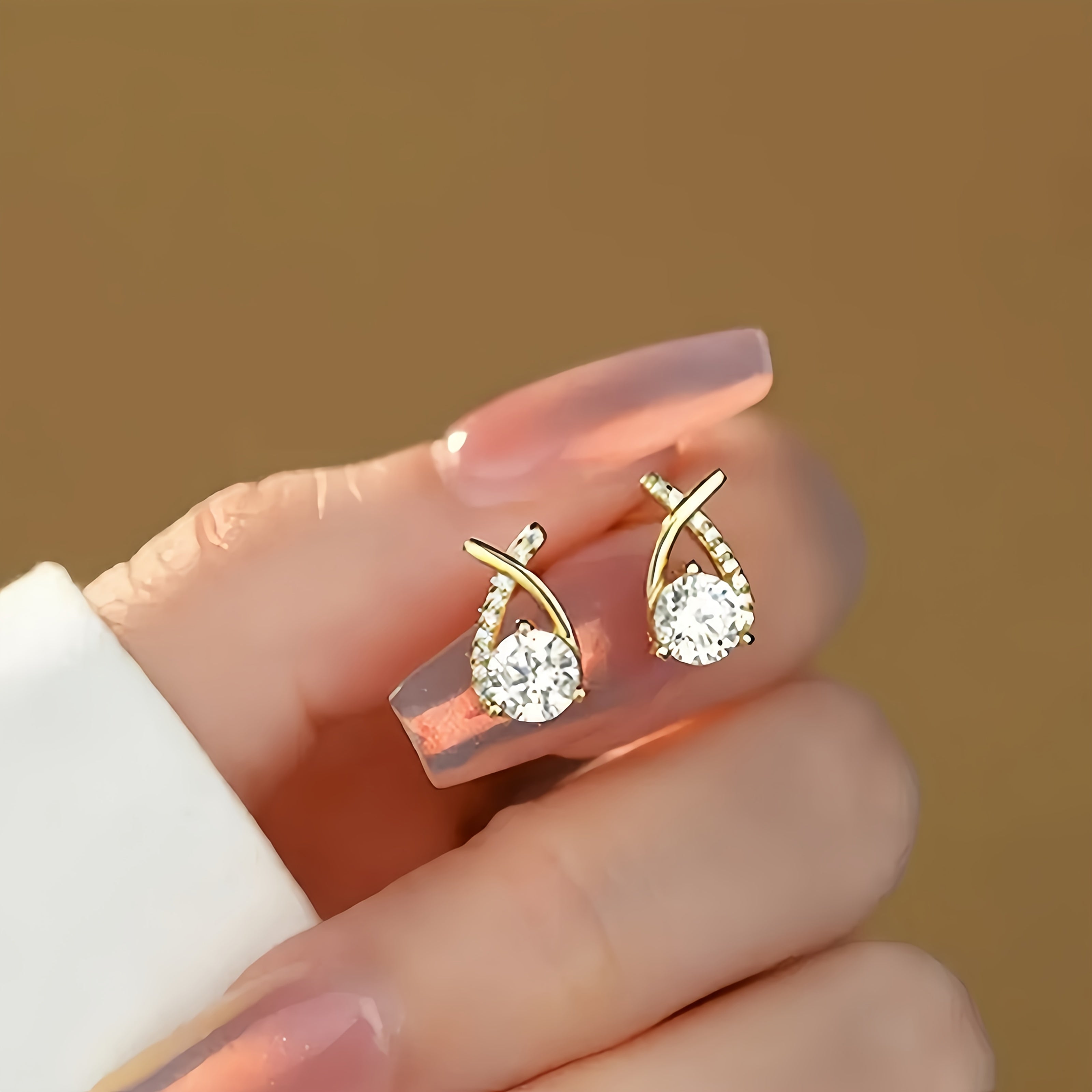 Leni - Gold Cross Earrings with Zirconia