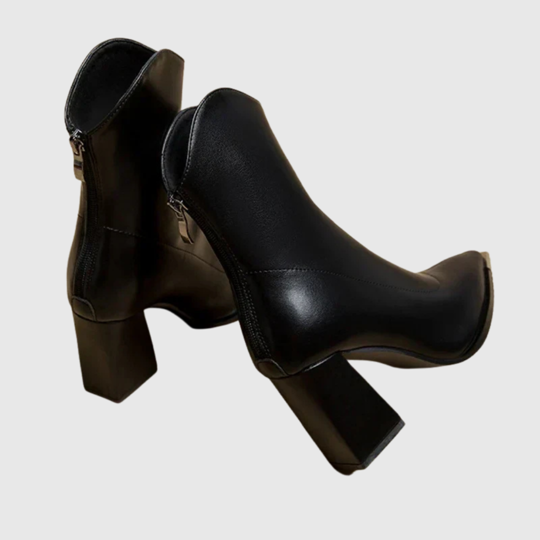 Relaxed | Fit Heels
