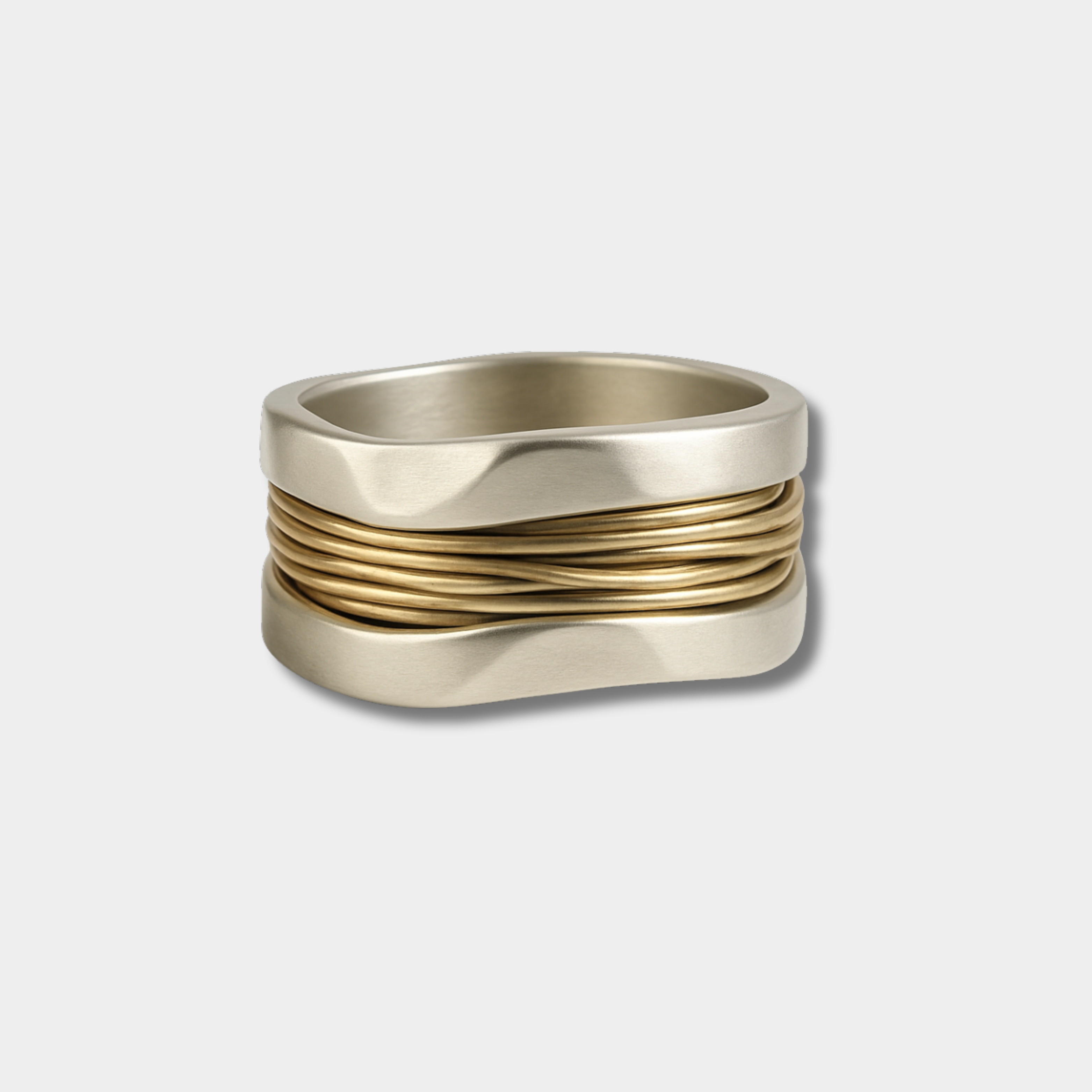 Maria - Silver Ring with Gold Threads