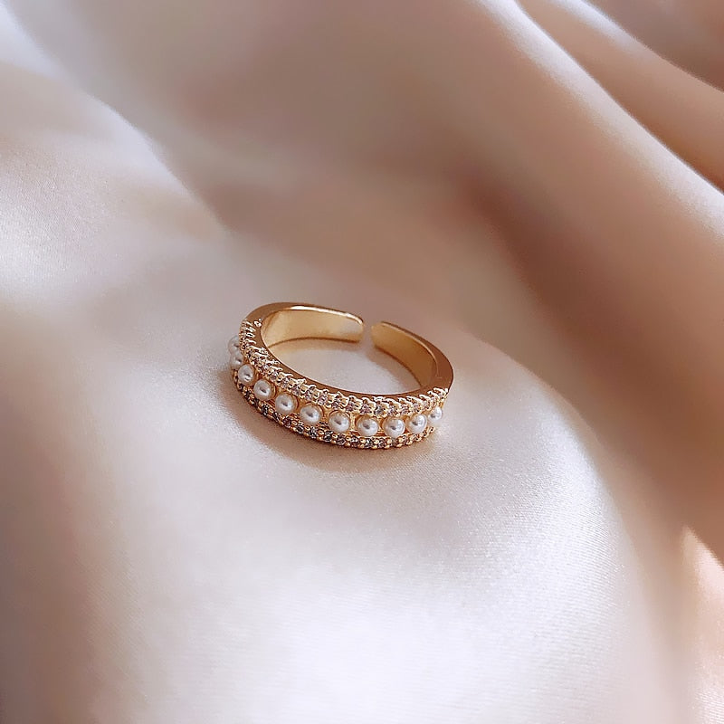 Gold & Pearl Ring