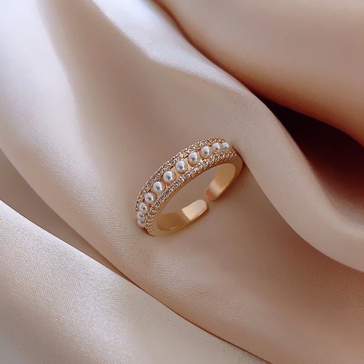 Gold & Pearl Ring