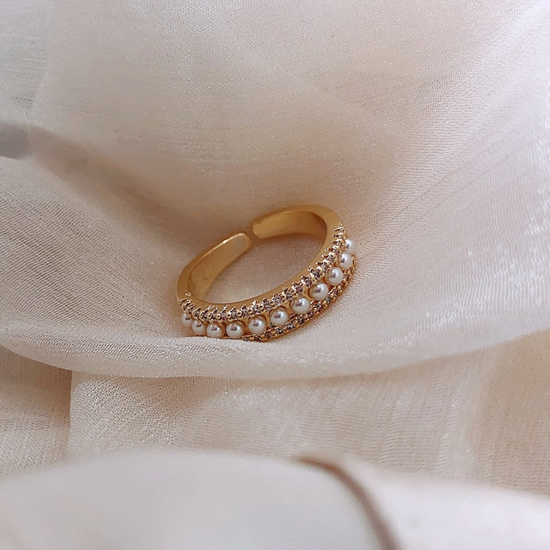 Gold & Pearl Ring