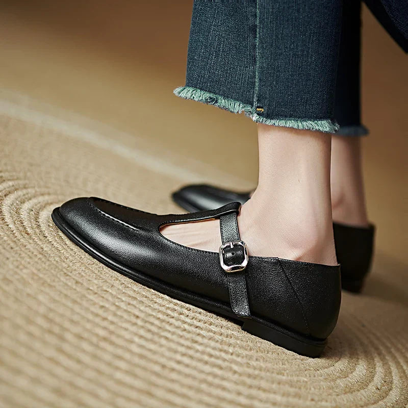 Laura | Low-Heeled Pumps