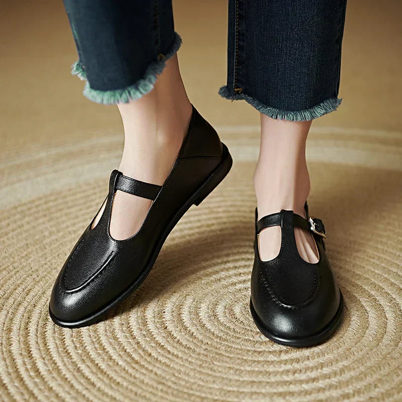 Laura | Low-Heeled Pumps