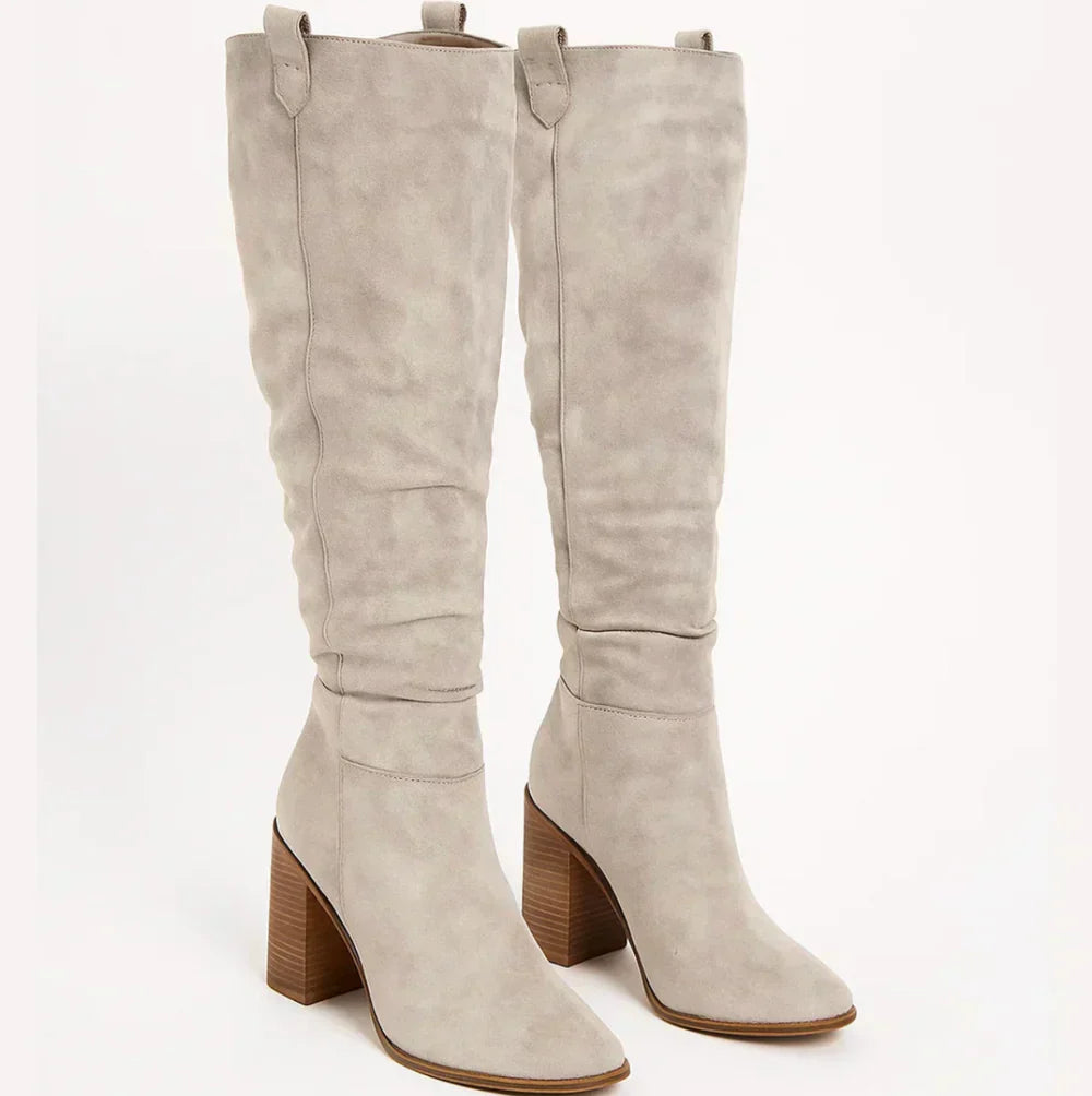 Suevira | Suede Block Heel Boots