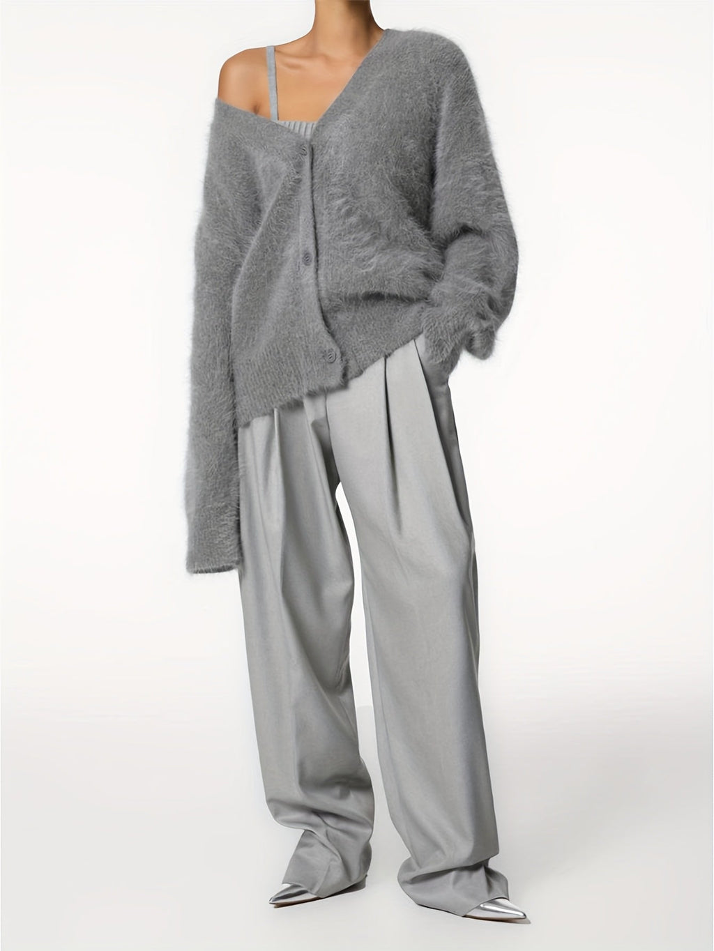 Seriavi | V-Neck Light Gray Cardigan