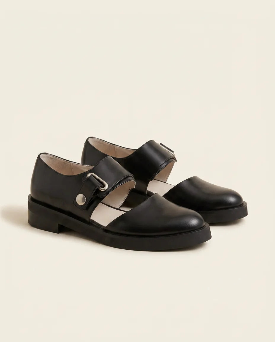Luun | Comfort Mary Jane Shoes in KIM London product styling