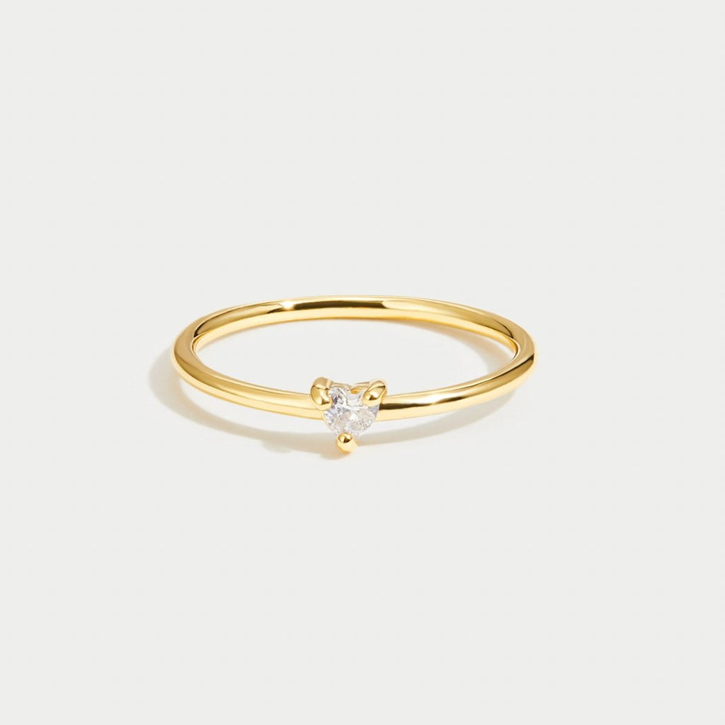 Leonie - Simple Gold Ring with Smooth Surface